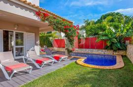 3 Bedroom Villa with Pool for Annual Rental in Vilamoura