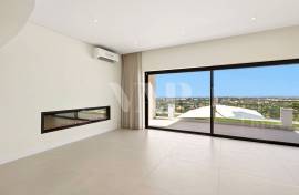 Renovated Multifamily Villa with Pool and Panoramic Views near Vale Judeu, Loulé