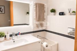 2+2 bedroom villa in Condominium with Pool next to Vilamoura, Quarteira