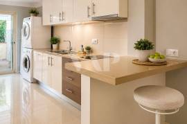 2+2 bedroom villa in Condominium with Pool next to Vilamoura, Quarteira