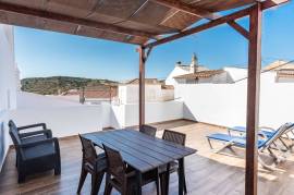 Charming Renovated Algarvian House with Separate Annex and Terraces, Budens Charming Renovated Algarvian House with Separate Annex and Terraces, Budens