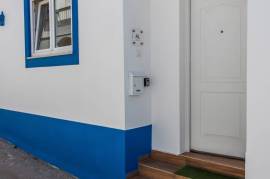 Charming Renovated Algarvian House with Separate Annex and Terraces, Budens Charming Renovated Algarvian House with Separate Annex and Terraces, Budens