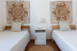 Charming Renovated Algarvian House with Separate Annex and Terraces, Budens Charming Renovated Algarvian House with Separate Annex and Terraces, Budens