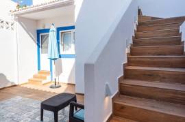 Charming Renovated Algarvian House with Separate Annex and Terraces, Budens Charming Renovated Algarvian House with Separate Annex and Terraces, Budens