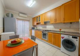 2 Bedroom Apartment in Lagos — Comfort, Location and Potential for Appreciation