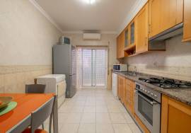 2 Bedroom Apartment in Lagos — Comfort, Location and Potential for Appreciation