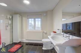 Luxury Georgian House for Sale In Overseal Swadlincote Kingdom