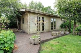 Stunning 4 Bedroom Cottage with Stunning Gardens For Sale Near Edinburgh Scotland Stunning 4 Bedroom Cottage with Stunning Gardens For Sale Near Edinburgh Scotland
