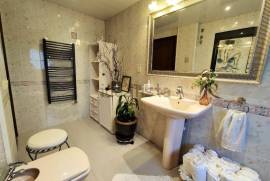 Luxury 4 Bed Villa For Sale In Mediona Spain