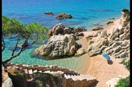 Stunning 4 Bedroom Villa for Sale in Tarragona Spain