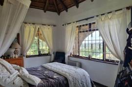 Stunning 4 Bed Thatched House For Sale in Golf View Walkerville Gauteng South Africa Stunning 4 Bed Thatched House For Sale in Golf View Walkerville Gauteng South Africa