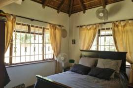 Stunning 4 Bed Thatched House For Sale in Golf View Walkerville Gauteng South Africa Stunning 4 Bed Thatched House For Sale in Golf View Walkerville Gauteng South Africa