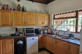 Stunning 4 Bed Thatched House For Sale in Golf View Walkerville Gauteng South Africa Stunning 4 Bed Thatched House For Sale in Golf View Walkerville Gauteng South Africa