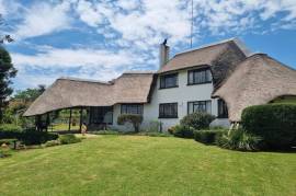 Stunning 4 Bed Thatched House For Sale in Golf View Walkerville Gauteng South Africa Stunning 4 Bed Thatched House For Sale in Golf View Walkerville Gauteng South Africa