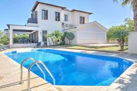 Luxury 3 Bed Arsinoe Beach Villa For Sale in Latchi Cyprus