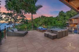 Stunning 6 Bed Villa for Sale In Seascape Trinity Beach Queensland Australia Stunning 6 Bed Villa for Sale In Seascape Trinity Beach Queensland Australia