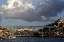 Luxury 2 Bed Apartment for Sale in Vila Nova de Gaia Porto Portugal