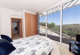 Contemporary Villa with Panoramic Views – Boliqueime