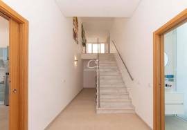 Contemporary Villa with Panoramic Views – Boliqueime