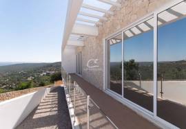 Contemporary Villa with Panoramic Views – Boliqueime
