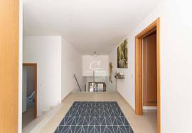 Contemporary Villa with Panoramic Views – Boliqueime