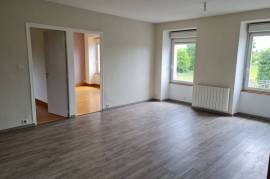 Flats / Apartments for rent - 3 rooms - 70 m2 - MAURON - (56430) Flats / Apartments for rent - 3 rooms - 70 m2 - MAURON - (56430)