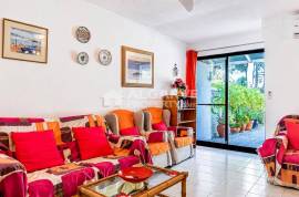 Three bedroom villa with private garden next to the Old Course in Vilamoura, Algarve Three bedroom villa with private garden next to the Old Course in Vilamoura, Algarve