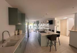 Charming 2+1 bedroom townhouse overlooking the golf course and near the Marina in Vilamoura, Algarve Charming 2+1 bedroom townhouse overlooking the golf course and near the Marina in Vilamoura, Algarve