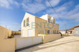 VILLA 50 METERS FROM SUPERTUBOS BEACH VILLA 50 METERS FROM SUPERTUBOS BEACH