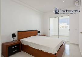 Renovated 2 bedroom apartment in Quinta do Romão, 100m from the beach, in Quarteira Renovated 2 bedroom apartment in Quinta do Romão, 100m from the beach, in Quarteira