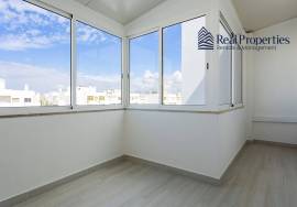 Renovated 2 bedroom apartment in Quinta do Romão, 100m from the beach, in Quarteira Renovated 2 bedroom apartment in Quinta do Romão, 100m from the beach, in Quarteira