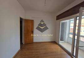 T2 apartment in Amadora