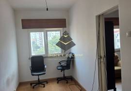 T2 apartment in Amadora