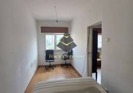 T2 apartment in Amadora