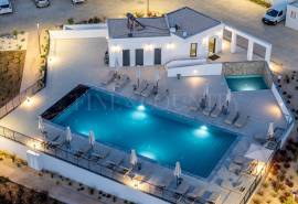 Carvoeiro – Luxury 2-bedroom apartments with pool, walking distance from beach Carvoeiro – Luxury 2-bedroom apartments with pool, walking distance from beach