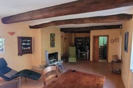 A Lovely Stone House With 170 M2 Of Living Space, A Garden, Terraces And Cellars. A Lovely Stone House With 170 M2 Of Living Space, A Garden, Terraces And Cellars.