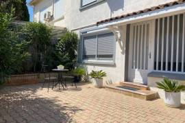 In A Sought-After Town Near The Sea, Attractive Comfortable Villa With 4 Bedrooms, 2 Bathrooms, Garage, Courtyard And Garden On A 275 M2 Plot.