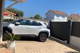 In A Sought-After Town Near The Sea, Attractive Comfortable Villa With 4 Bedrooms, 2 Bathrooms, Garage, Courtyard And Garden On A 275 M2 Plot. In A Sought-After Town Near The Sea, Attractive Comfortable Villa With 4 Bedrooms, 2 Bathrooms, Garage, Courtyard And Garden On A 275 M2 Plot.