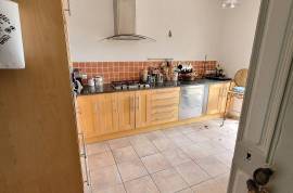 Beautiful Character Bourgeoise Home With 235 M2 Of Living Space, Terrace And Courtyard With Pool. Beautiful Character Bourgeoise Home With 235 M2 Of Living Space, Terrace And Courtyard With Pool.