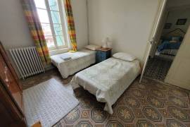 Beautiful Character Bourgeoise Home With 235 M2 Of Living Space, Terrace And Courtyard With Pool. Beautiful Character Bourgeoise Home With 235 M2 Of Living Space, Terrace And Courtyard With Pool.