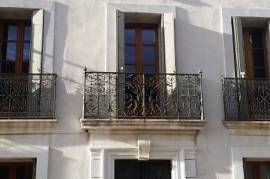 Beautiful Character Bourgeoise Home With 235 M2 Of Living Space, Terrace And Courtyard With Pool. Beautiful Character Bourgeoise Home With 235 M2 Of Living Space, Terrace And Courtyard With Pool.