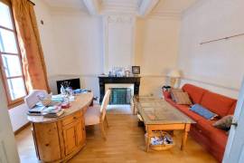 Beautiful Character Bourgeoise Home With 235 M2 Of Living Space, Terrace And Courtyard With Pool. Beautiful Character Bourgeoise Home With 235 M2 Of Living Space, Terrace And Courtyard With Pool.