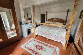 Beautiful Character Bourgeoise Home With 235 M2 Of Living Space, Terrace And Courtyard With Pool. Beautiful Character Bourgeoise Home With 235 M2 Of Living Space, Terrace And Courtyard With Pool.