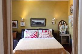 Stunning Character Winegrowers House, Entirely Renovated, With 140 M2 Of Living Space, Terraces, Veranda, Large Garage And Private Garden. Stunning Character Winegrowers House, Entirely Renovated, With 140 M2 Of Living Space, Terraces, Veranda, Large Garage And Private Garden.