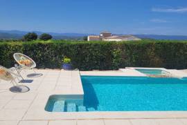 A Beautiful Spacious Villa With 180 M2 Of Living Space, Set On 625 M2 Of Land Featuring A Swimming Pool And Superb Views.