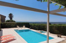 A Beautiful Spacious Villa With 180 M2 Of Living Space, Set On 625 M2 Of Land Featuring A Swimming Pool And Superb Views. A Beautiful Spacious Villa With 180 M2 Of Living Space, Set On 625 M2 Of Land Featuring A Swimming Pool And Superb Views.
