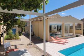 A Beautiful Spacious Villa With 180 M2 Of Living Space, Set On 625 M2 Of Land Featuring A Swimming Pool And Superb Views. A Beautiful Spacious Villa With 180 M2 Of Living Space, Set On 625 M2 Of Land Featuring A Swimming Pool And Superb Views.