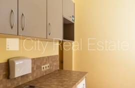 Apartment for rent in Riga, 87.00m2