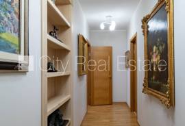 Apartment for rent in Jurmala, 150.00m2