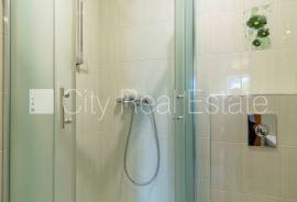 Apartment for rent in Jurmala, 150.00m2